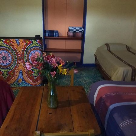 Hostal El Rincon De Los Camellos ซานกริสโตบัล เด ลาสกาซาส ภายนอก รูปภาพ