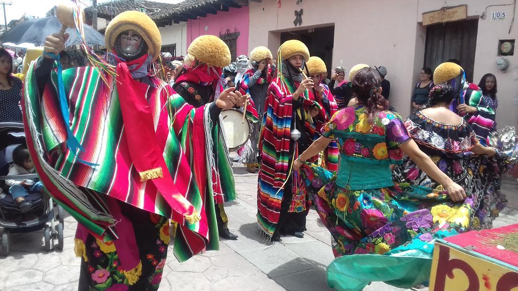 Hostal El Rincon De Los Camellos ซานกริสโตบัล เด ลาสกาซาส ภายนอก รูปภาพ